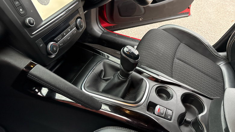 Renault Kadjar 1.2 TCE Dynamique S Nav 5dr Petrol Hatchback